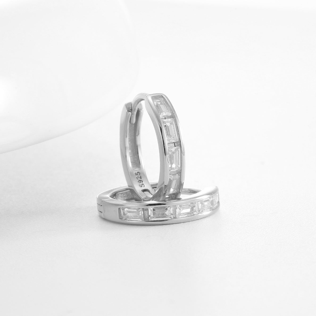 SE0126 S925Silver plating14K Gold French Minimalist Design Single Side Inlaid Square Zircon Earrings for Women, Two Colors Available