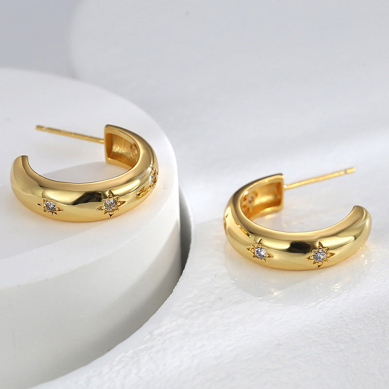 E0595 Fashion Simple Smooth Earrings for Women Copper Gold Plated Micro Inlaid Zircon Vintage Stud Earrings