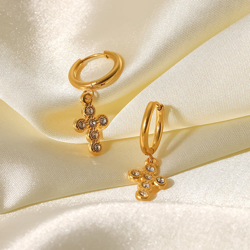 Cross Stainless Steel 18K Gold-Plated Pendant Necklace — design detail