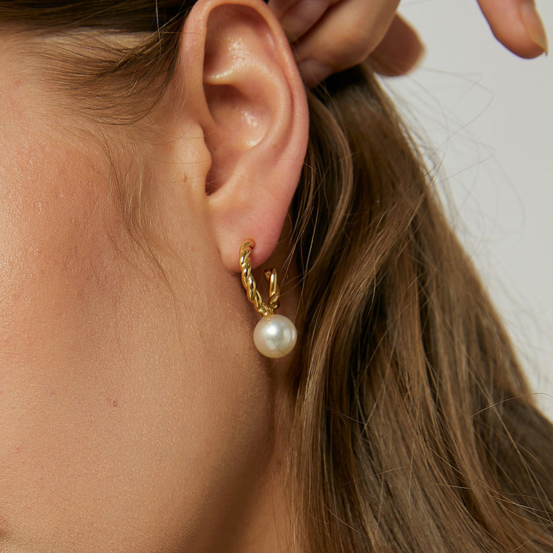 E0380 Real Gold Plated Unique Braided Design C Word Earrings Shell Pearl Stud Earrings for Women Sweet Ear Jewelry