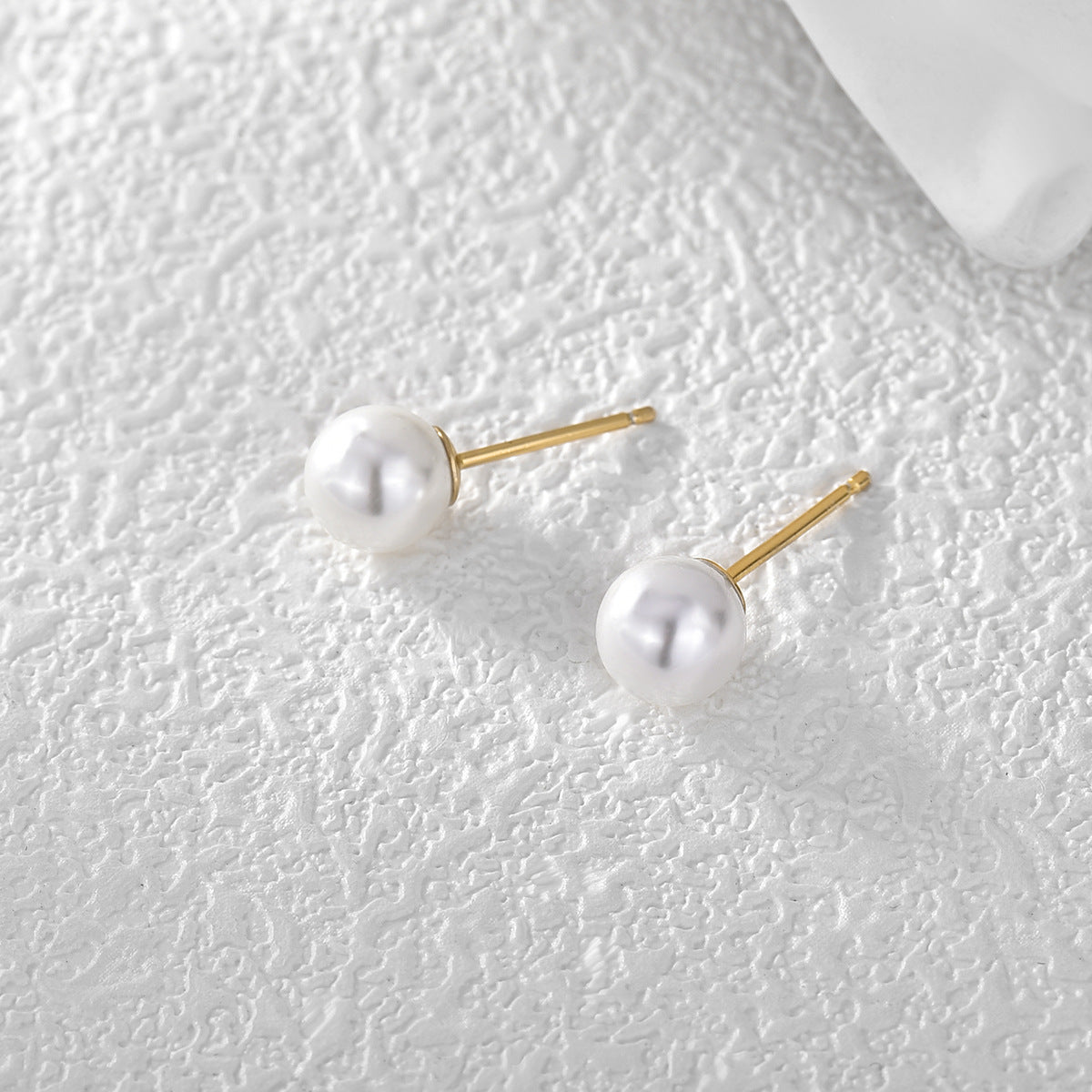 E0160 Little Chanel Style Earrings for Women gold Dongdaemun Pearl Vintage Earrings Jewelry