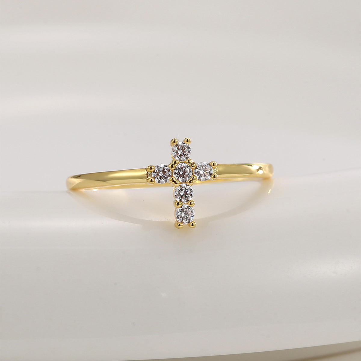 R0664 Personalized Design Ring for Women Simple Cross Inlaid with Zircon Vintage Tail Ring