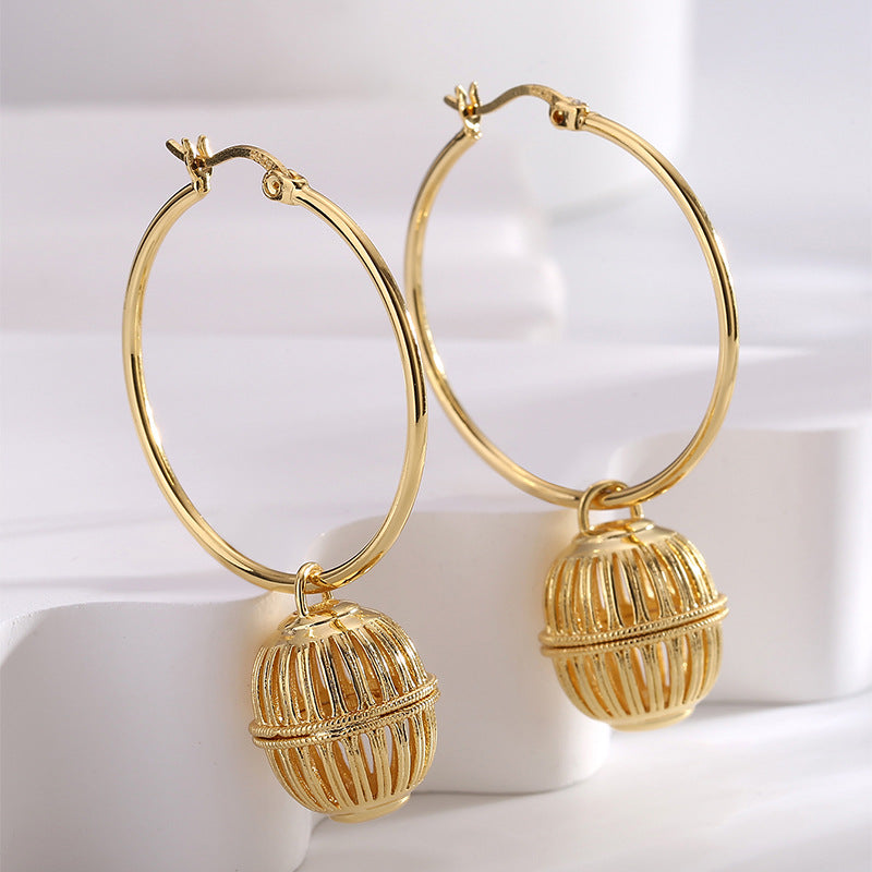 E0705 Fashion Large Hoop Earrings for Women Copper Gold Plated Artistic Retro Hollow Lantern Earrings