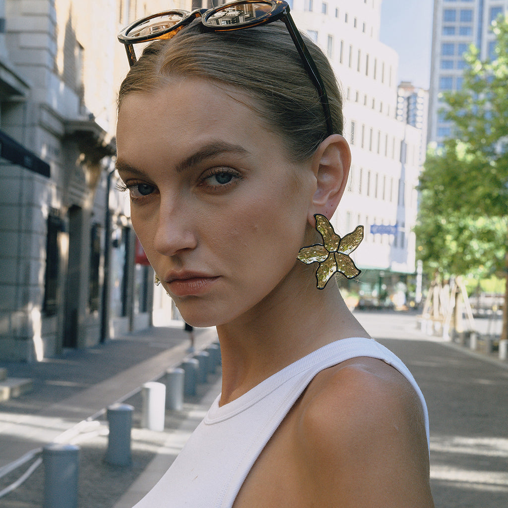 2H Oil Drop Flower Earrings Exaggerated Ear Jewelry Stainless Steel Accessories Earrings