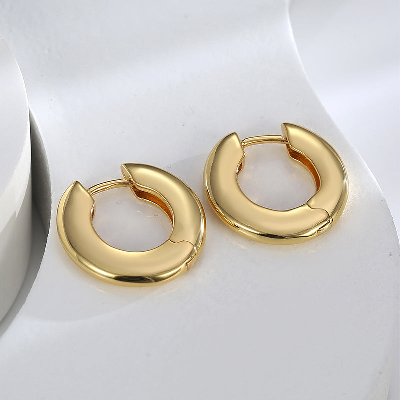 E0582 Simple Design Glossy Earrings for Women Brass Gold-Plated Geometric Round Hoop Earrings
