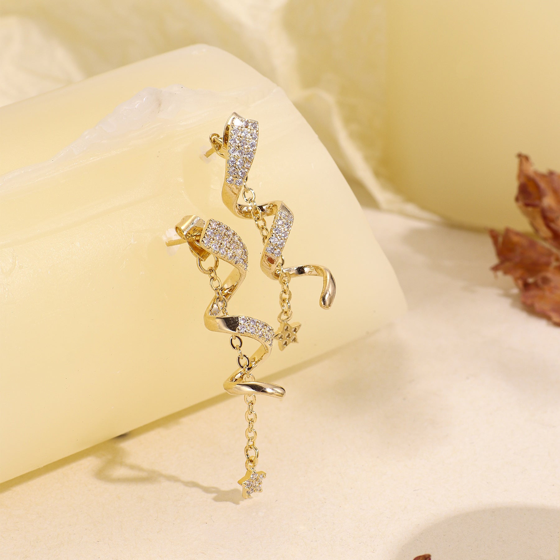 Spiral Curve Long Star Earrings for Women Minimalist Jewelry Earrings Ear Accessories Make Face Look Slim