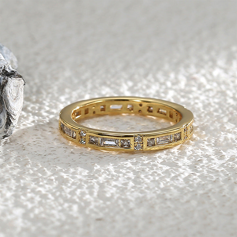 R0242 New Style Ring for Women, Copper Plated with Real Gold, Inlaid with Zircon, Fashionable and Unique Jewelry Accessory