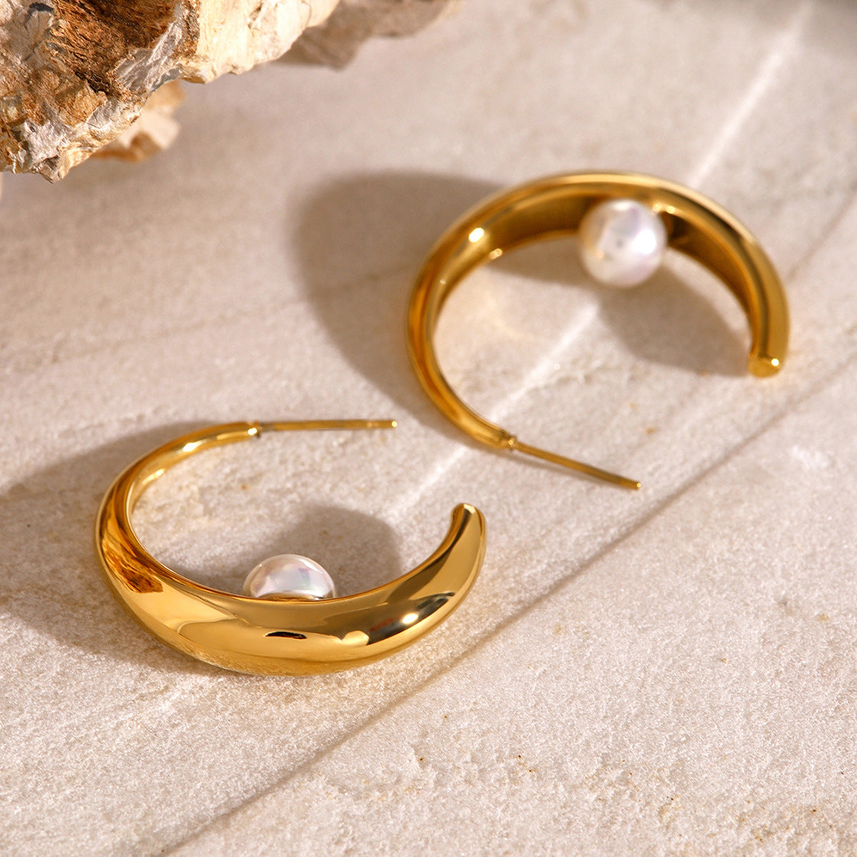 2H Stainless Steel Pearl Earrings Exaggerated Hoop Jewelry Stud Earrings