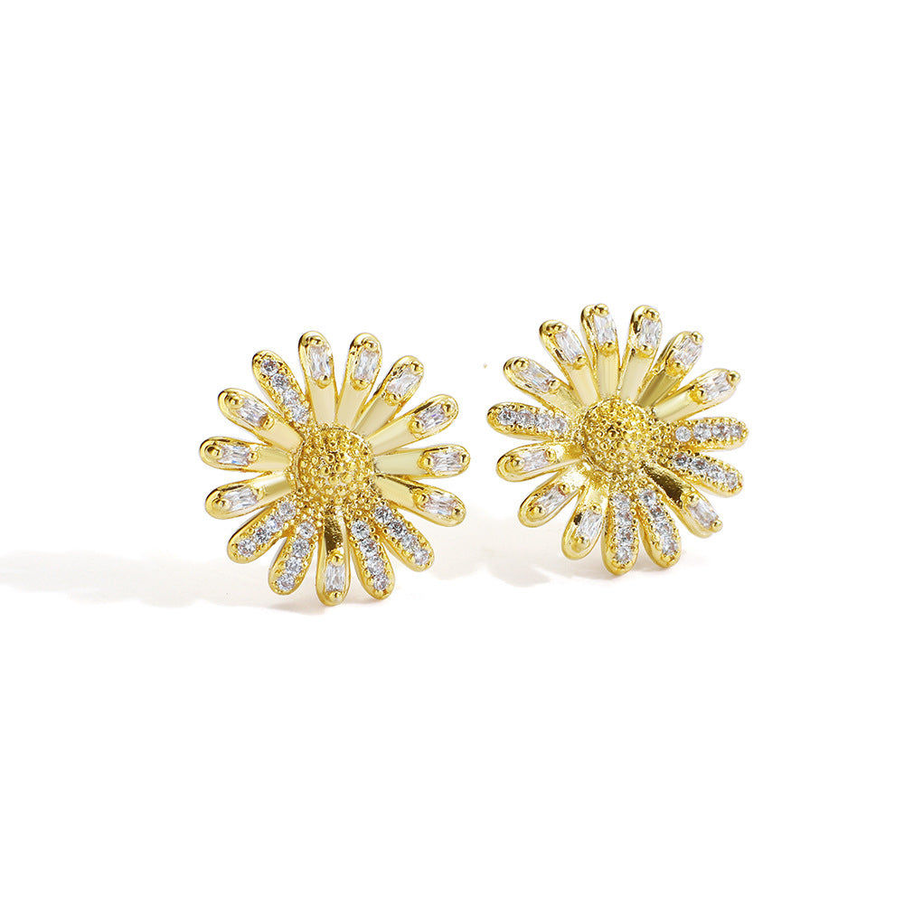 CYE0140 Zircon Daisy Elegant Stud Earrings
